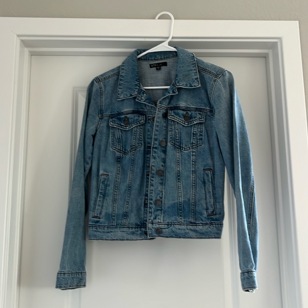 STS Blue Women’s Jean Jacket Size Small Medium Wash